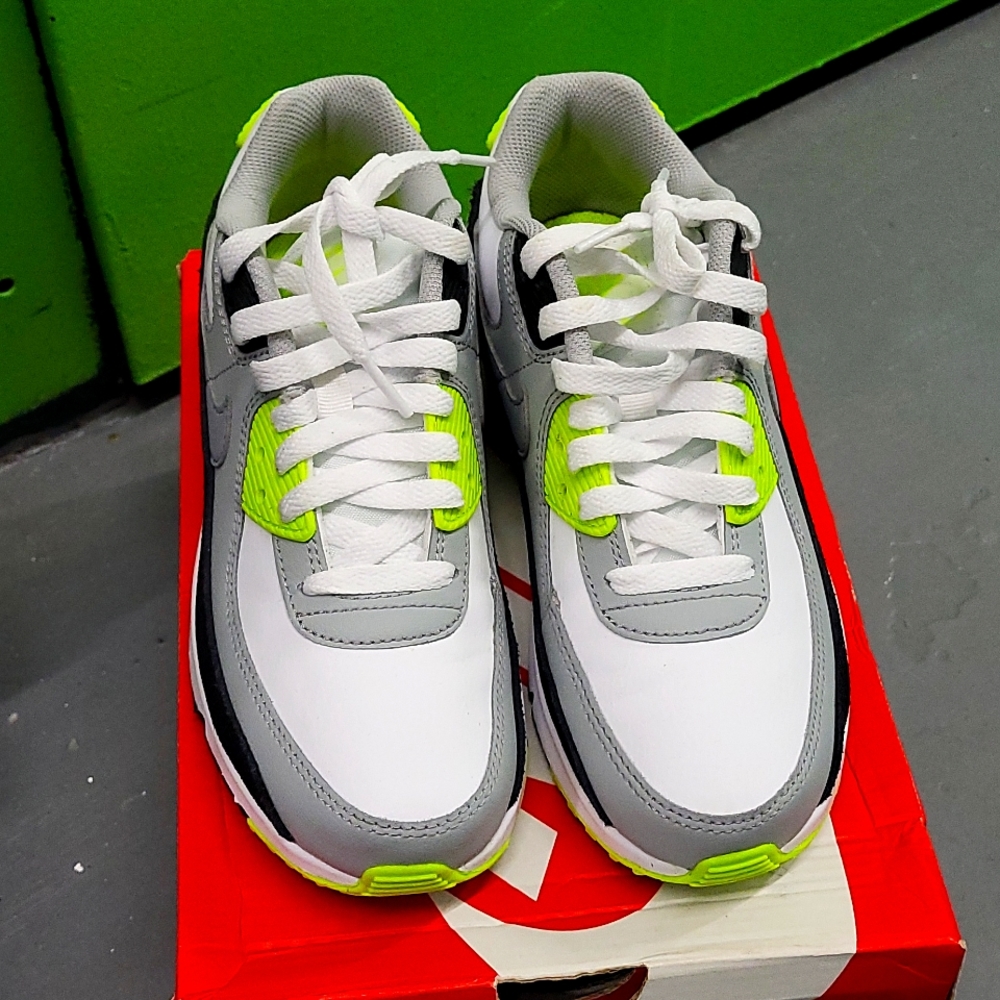 Nike